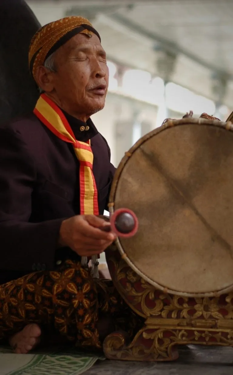Kashmiri cultural experience